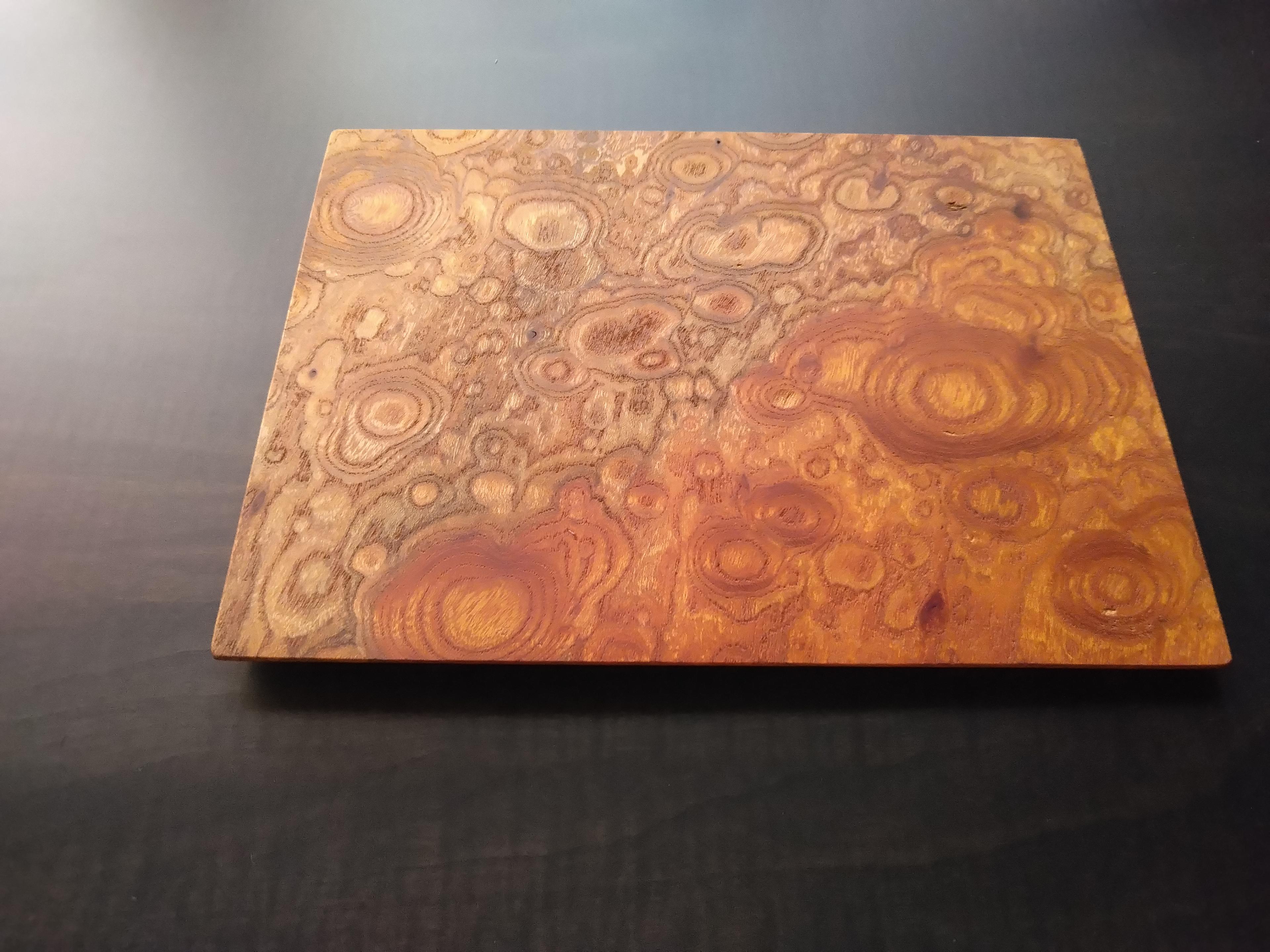 欅・玉杢のプレート