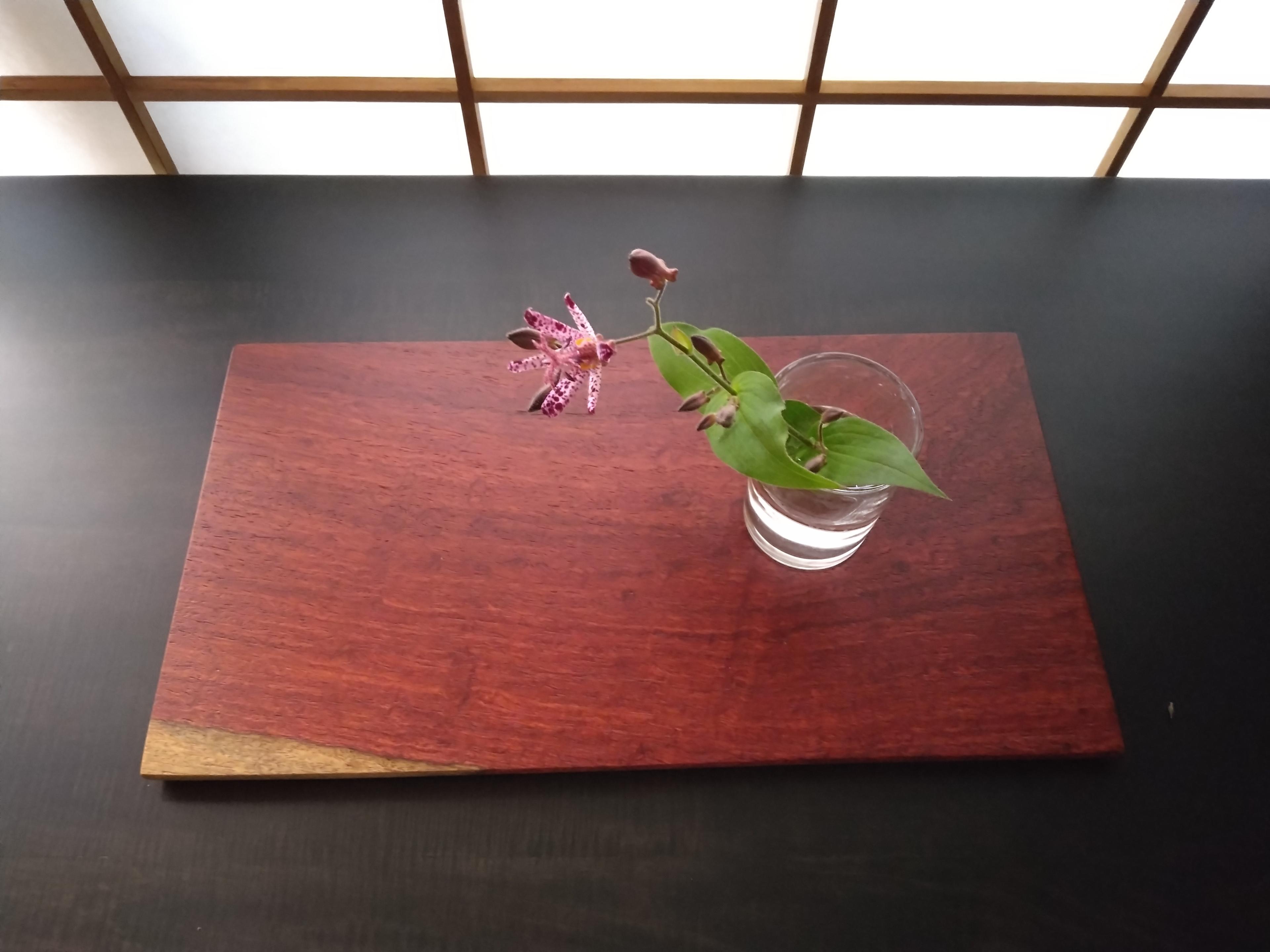 【長皿サイズ】シンプル・モダンな花梨のトレー ランチョンマット・長皿・花台・敷板・ディスプレイなどにも1枚目の画像